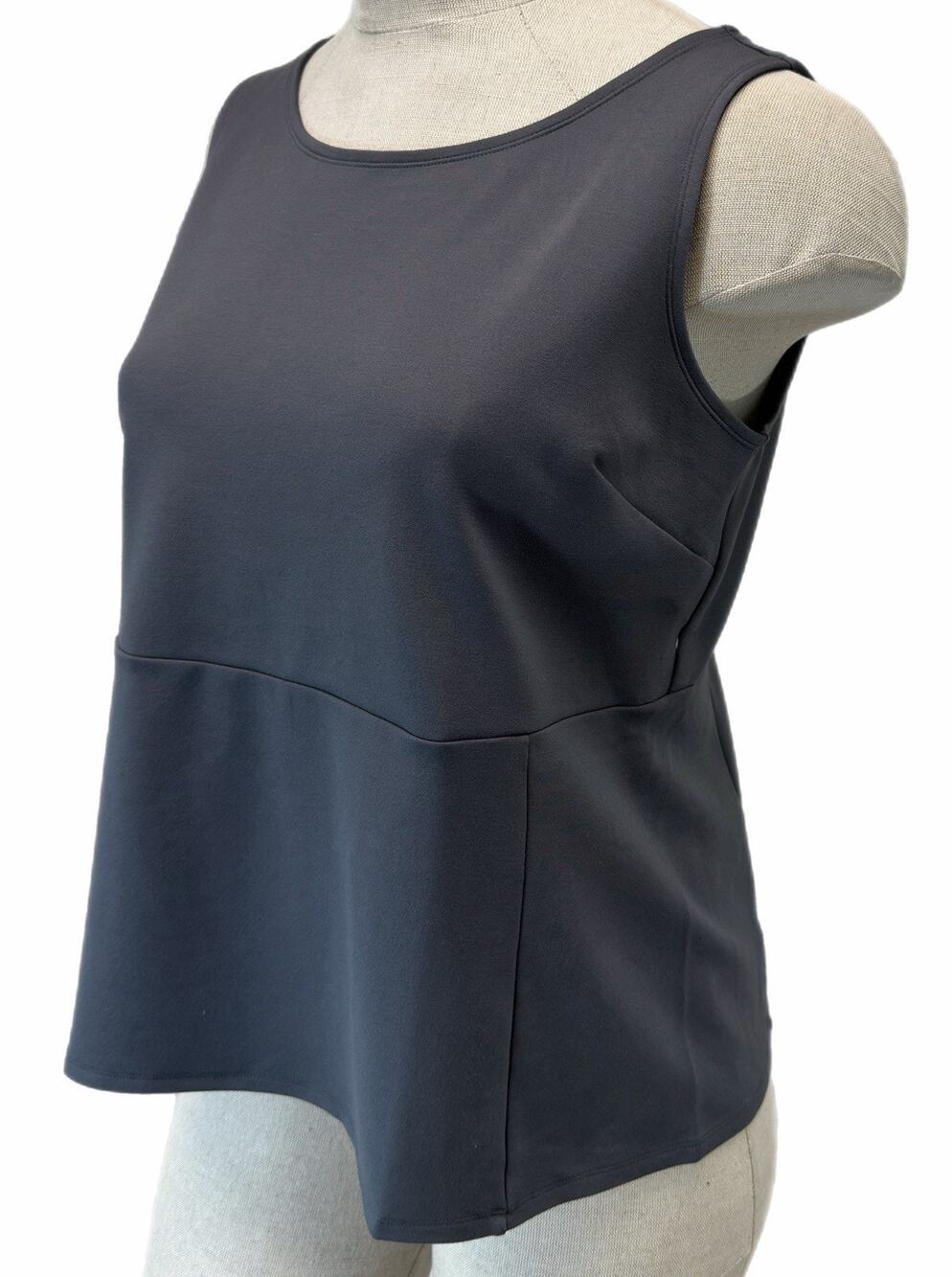 Marla Wynne Tank Top Gray Sleeveless Cross Back Stretch Knit Blouse Plus Size 1X